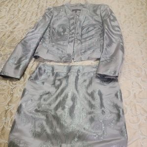 Escada suit 2 pices size 38